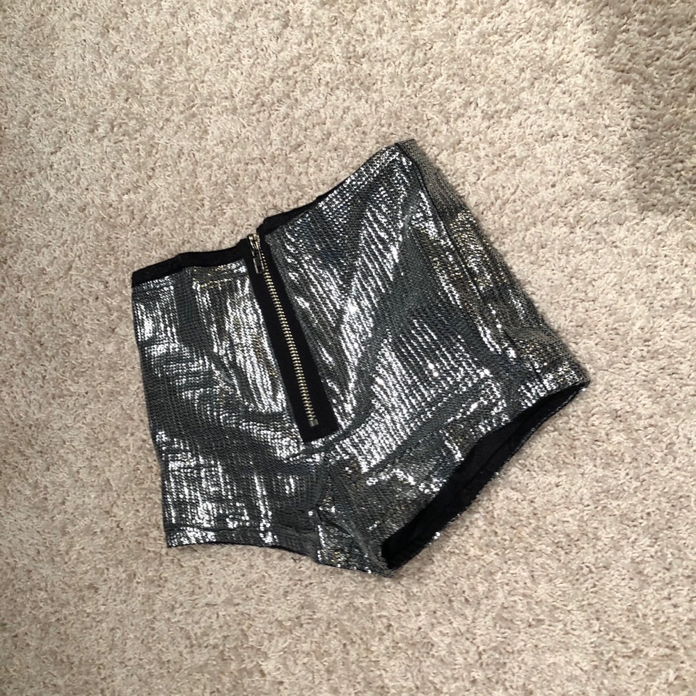 Glittery high waisted silver shorts